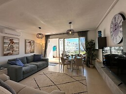 Beautiful two bed Self Catering Apartment