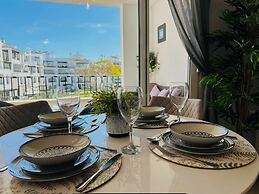 Beautiful two bed Self Catering Apartment