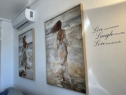 Beautiful two bed Self Catering Apartment