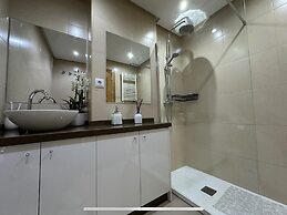 Beautiful two bed Self Catering Apartment