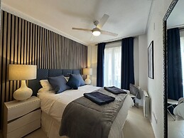 Beautiful two bed Self Catering Apartment