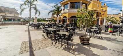 Beautiful two bed Self Catering Apartment