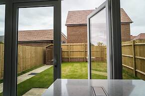 3 Bedroom 3.5 Bathroom House Chichester
