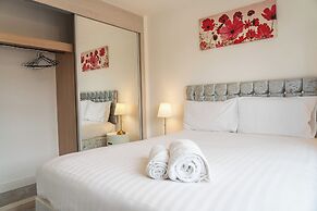 3 Bedroom 3.5 Bathroom House Chichester