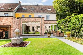 Luxe Historische Stadsvilla in Hartje Oudenaarde