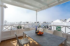 Lovely 3-bed Villa in Puerto del Carmen