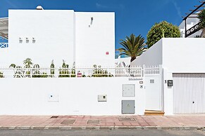 3 Bed Villa - Pool, Patio, Outdoor Dining Terrace