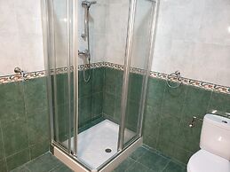 Delightful Spacious 2 bed Apartment in Nerja