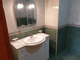 Delightful Spacious 2 bed Apartment in Nerja