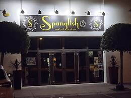 Stylish 2-bed Apartment Overlooking the Fairways