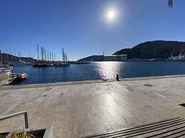 Stylish 2-bed Apartment Overlooking the Fairways