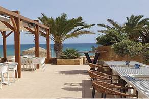 Very Luxurious Seaside Villa With Private Pool