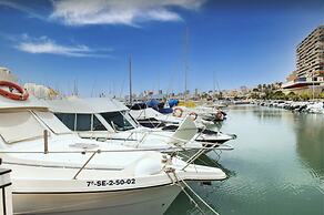 Very Luxurious Seaside Villa With Private Pool