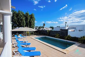Remarkable 3-bed Villa in Playa Blanca