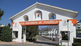 Beach Apartment - Sleeps 6, Pool & Private Terrace