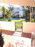 Beach Apartment - Sleeps 6, Pool & Private Terrace