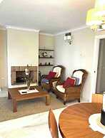 Beach Apartment - Sleeps 6, Pool & Private Terrace