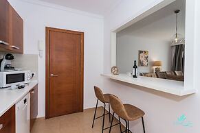 Inviting 4-bed Villa in Playa Blanca