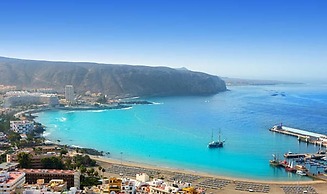 Stunning Apartment Within Villa Nr Los Cristianos