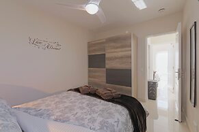 Stunning Apartment Within Villa Nr Los Cristianos