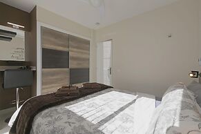 Stunning Apartment Within Villa Nr Los Cristianos