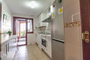 Charming 2-bedroom Apartment in Costa Esuri Golf