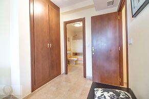 Charming 2-bedroom Apartment in Costa Esuri Golf