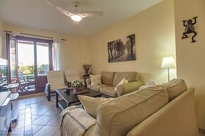 Charming 2-bedroom Apartment in Costa Esuri Golf