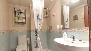 Charming 2-bedroom Apartment in Costa Esuri Golf