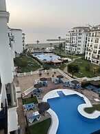 Stunning 2-bed Apartment in Marina de le Duquesa