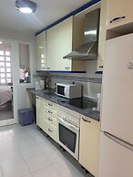 Stunning 2-bed Apartment in Marina de le Duquesa