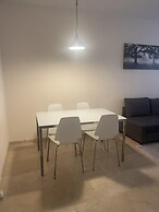 Stunning 2-bed Apartment in Marina de le Duquesa