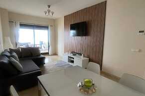 2 Bed Flat-sleeps 4-pets-parking-marina Duquesa