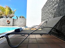 Beautiful 5-bed Villa in Playa Blanca