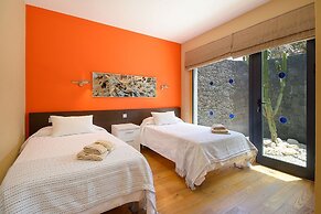 Beautiful 5-bed Villa in Playa Blanca