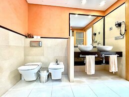 Beautiful 5-bed Villa in Playa Blanca