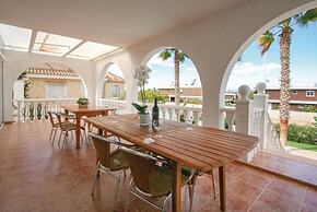 3-bed Villa Sleeps 8 With Private Pool