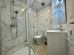 Charming 3-bed Apartment in Fuengirola