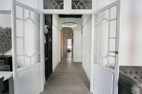 Remarkable 3 Bedroom Apartment in L'eixample