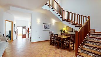 Luxury 5 Bed House Private Pool and Sea View Nerja