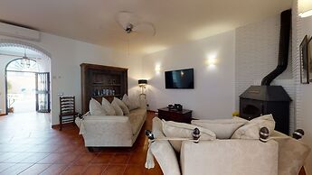 Luxury 5 Bed House Private Pool and Sea View Nerja