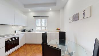 Luxury 5 Bed House Private Pool and Sea View Nerja