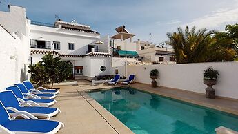 Luxury 5 Bed House Private Pool and Sea View Nerja