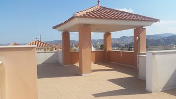 Sunny Villa Oasis in La Alfoquia