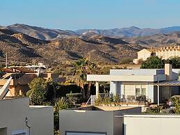 Sunny Villa Oasis in La Alfoquia