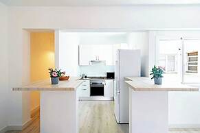 City Loft - Bright and Spaceful Apartment
