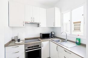 City Loft - Bright and Spaceful Apartment