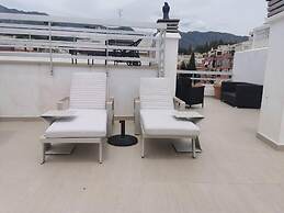 Pent-house, 3 Bedroom, Sleeps 6, Parking