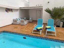 3bed Villa- Pool, Outdoor Dining Terrace, Sea View