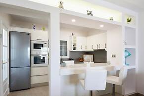 3bed Villa- Pool, Outdoor Dining Terrace, Sea View